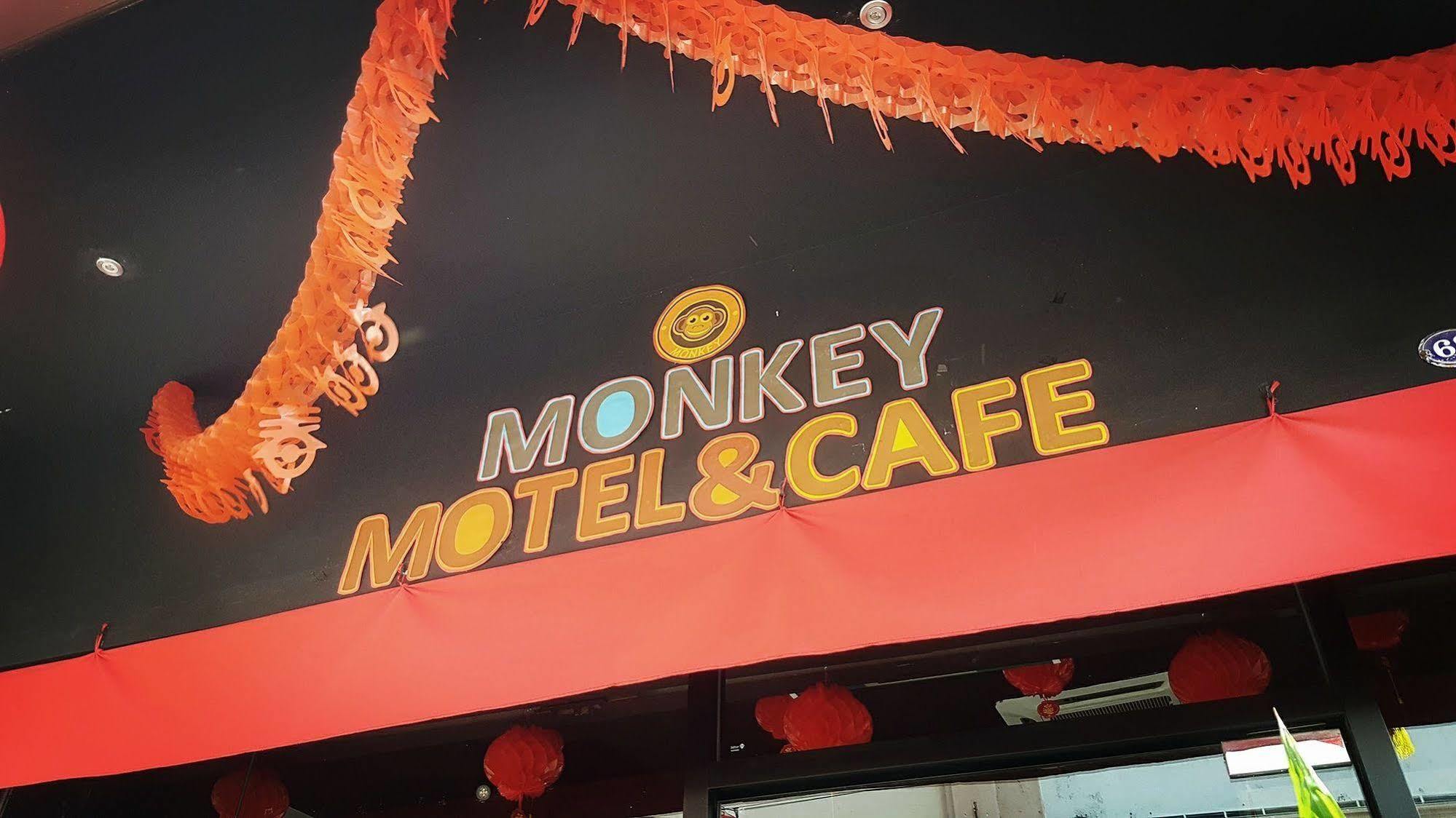 Monkey Motel Cafe Malacca 外观 照片