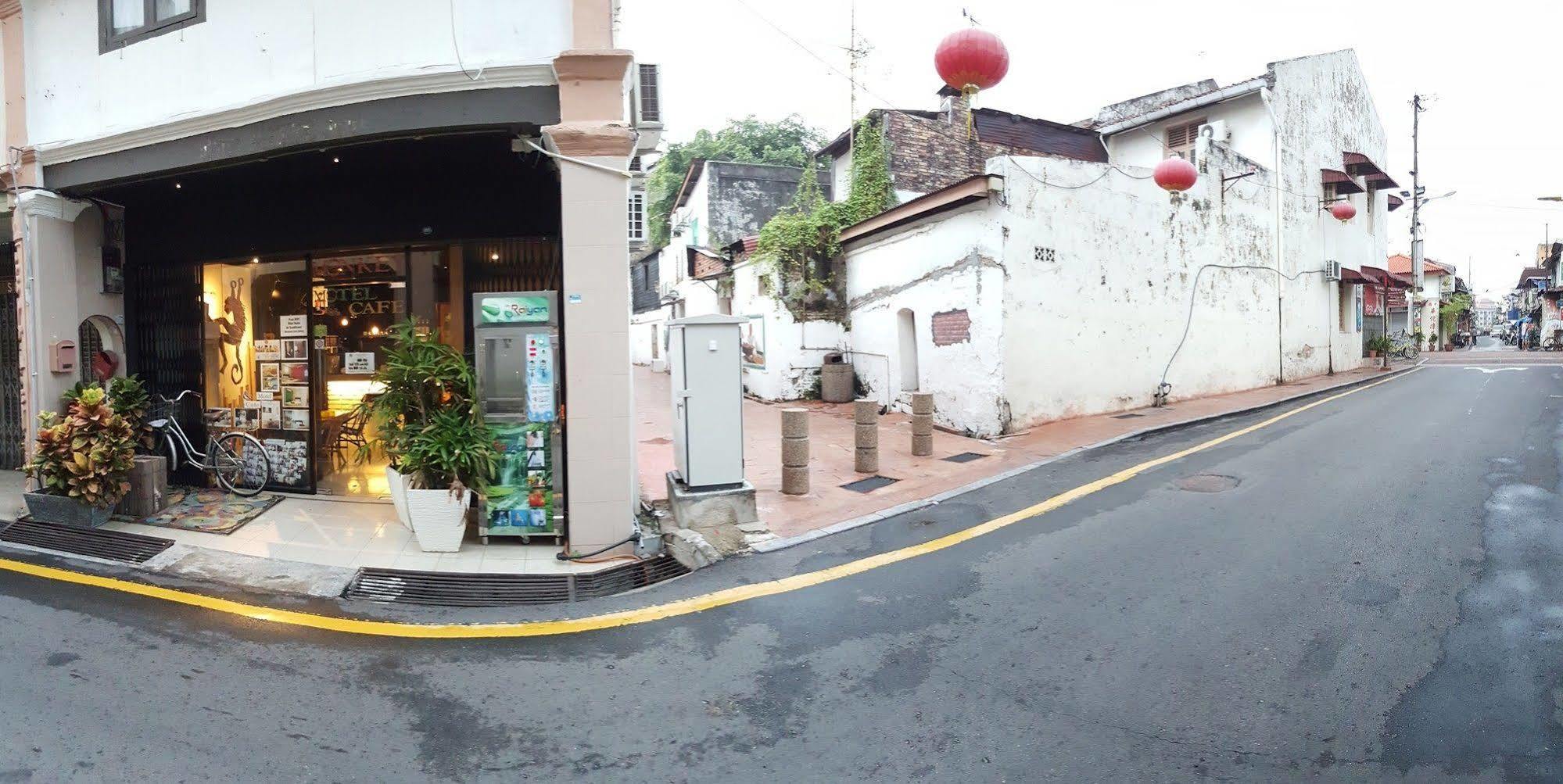Monkey Motel Cafe Malacca 外观 照片